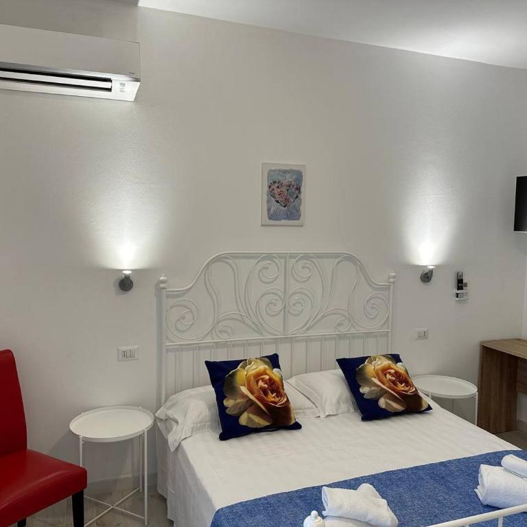 Blessed House Rooms - Camera Matrimoniale con Bagno Privato - 1