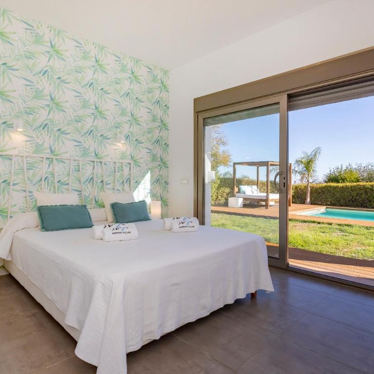 Villa in Ibiza Town Sleeps 12 - Villa - 27