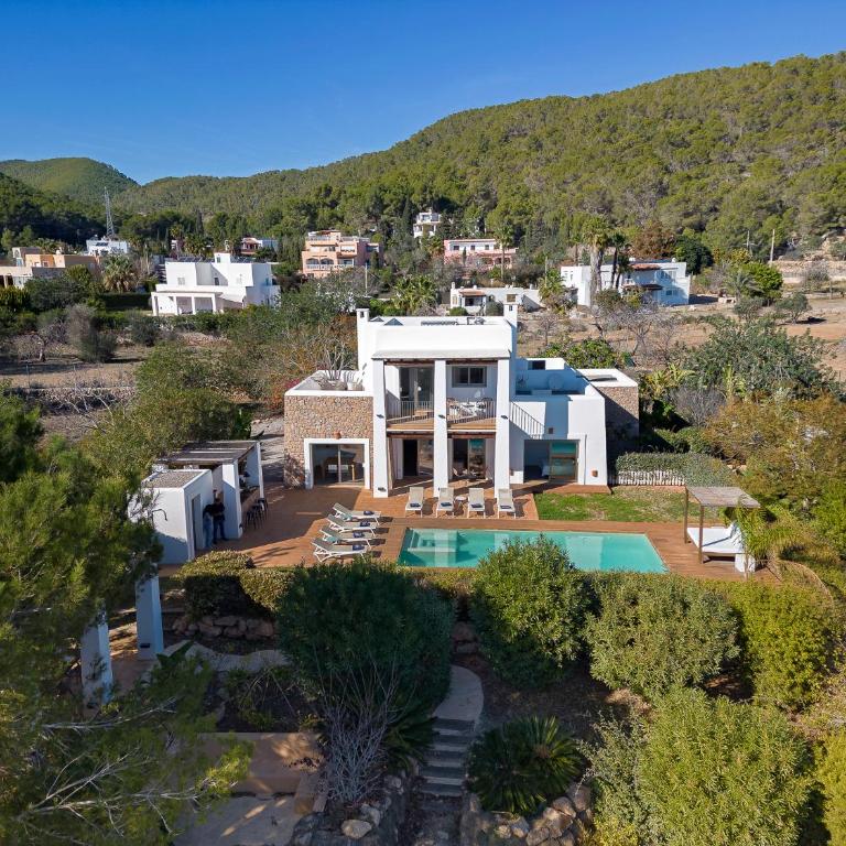 Villa in Ibiza Town Sleeps 12 - Villa - 62
