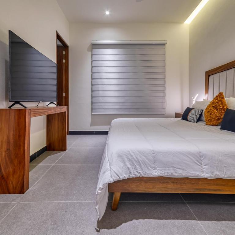 Luxurious Penthouse in Puerto Vallarta - Two-Bedroom Apartment - 19