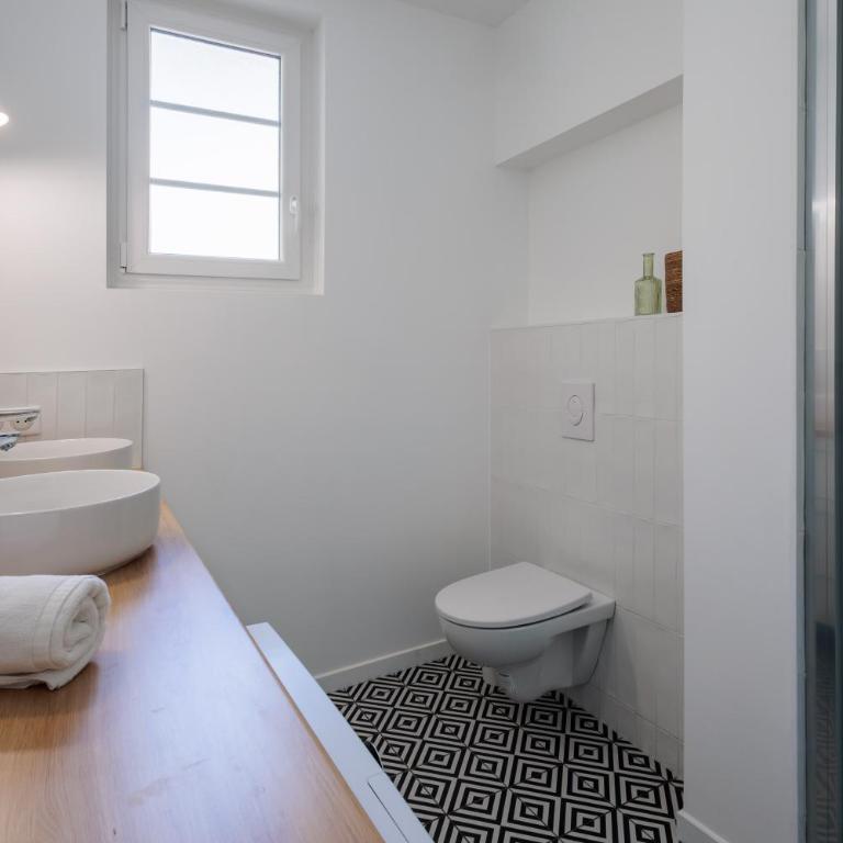 4 pers - 2 chambres - Parking gratuit proche - Appartement 2 Chambres avec Balcon - 22