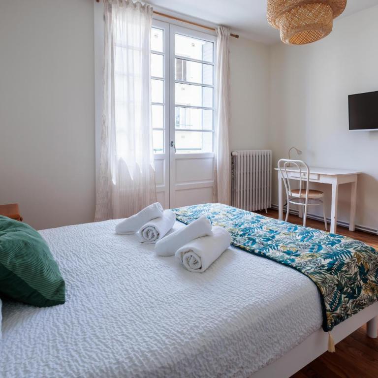4 pers - 2 chambres - Parking gratuit proche - Appartement 2 Chambres avec Balcon - 29