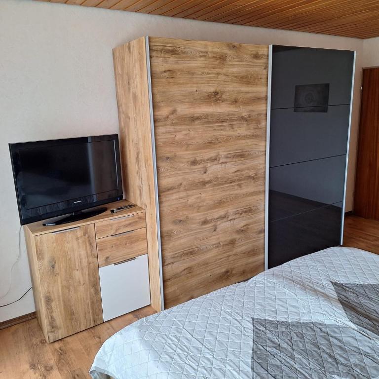 Schöne 2 1/2 Zimmer Ferienwohnung in Oberstaufen - Hoamatle - - Apartment mit 1 Schlafzimmer - 15