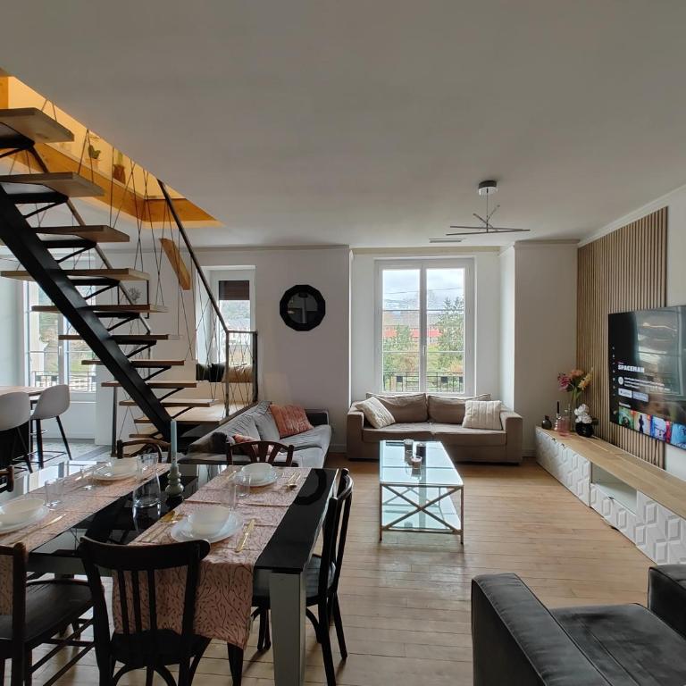 Magnifique Duplex de 135 m2 pour vos séjours jusqu'à 10 à Lourdes - Appartement - 24