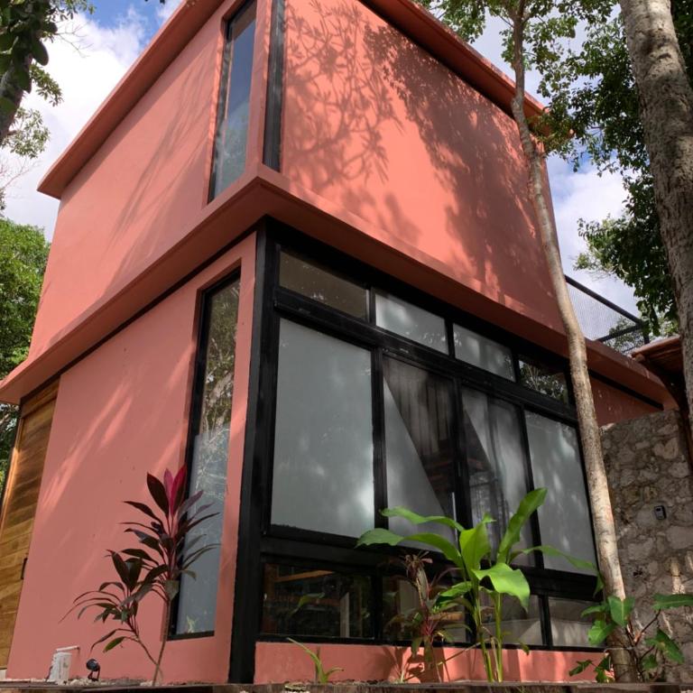Casa CÅLŪ Cozy & Confortable Jungle House with Pooll - Casa con 1 dormitorio - 2