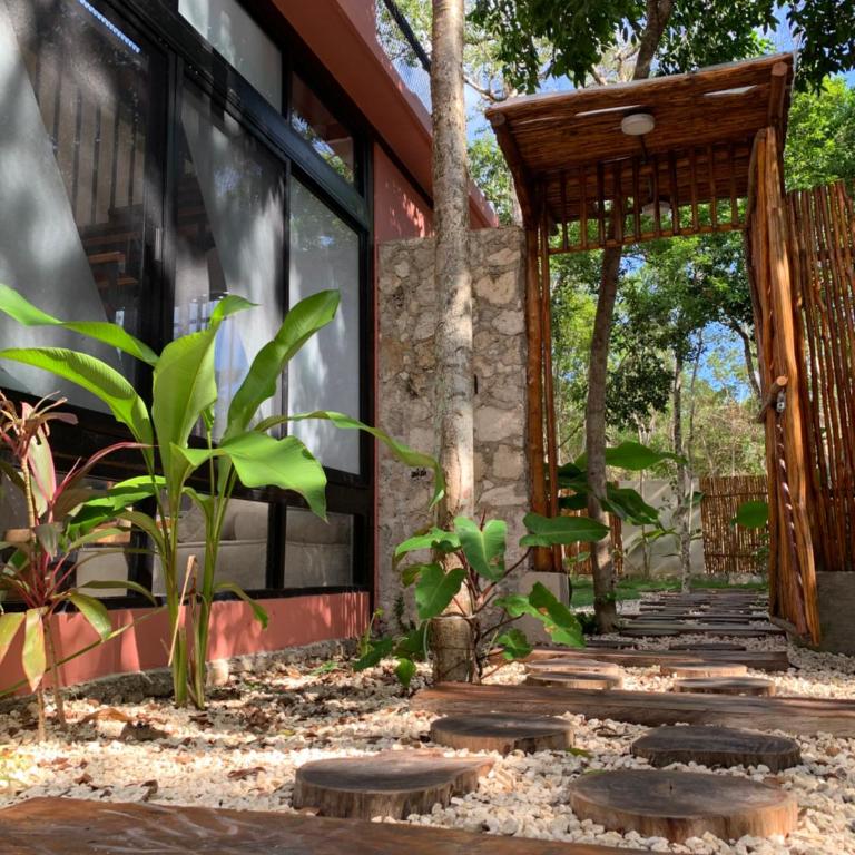 Casa CÅLŪ Cozy & Confortable Jungle House with Pooll - Casa con 1 dormitorio - 17