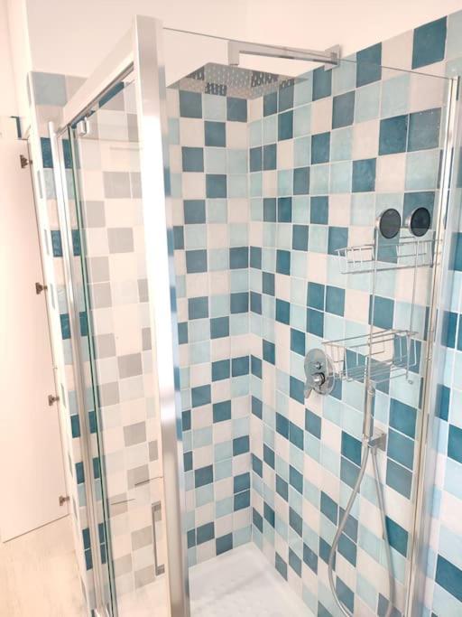 Sunnyhome- Ostia Lido vista mare 2 bagni - Casa con 2 Camere da Letto - 32
