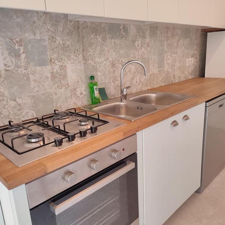 Sunnyhome- Ostia Lido vista mare 2 bagni - Casa con 2 Camere da Letto - 44