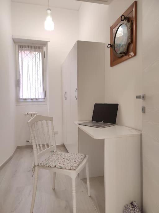 Sunnyhome- Ostia Lido vista mare 2 bagni - Casa con 2 Camere da Letto - 53