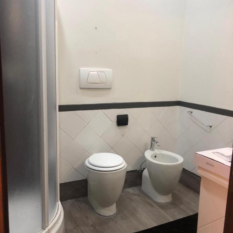 ALMA Rooms Appia - Camera Matrimoniale Deluxe con 1 Letto Supplementare - 2