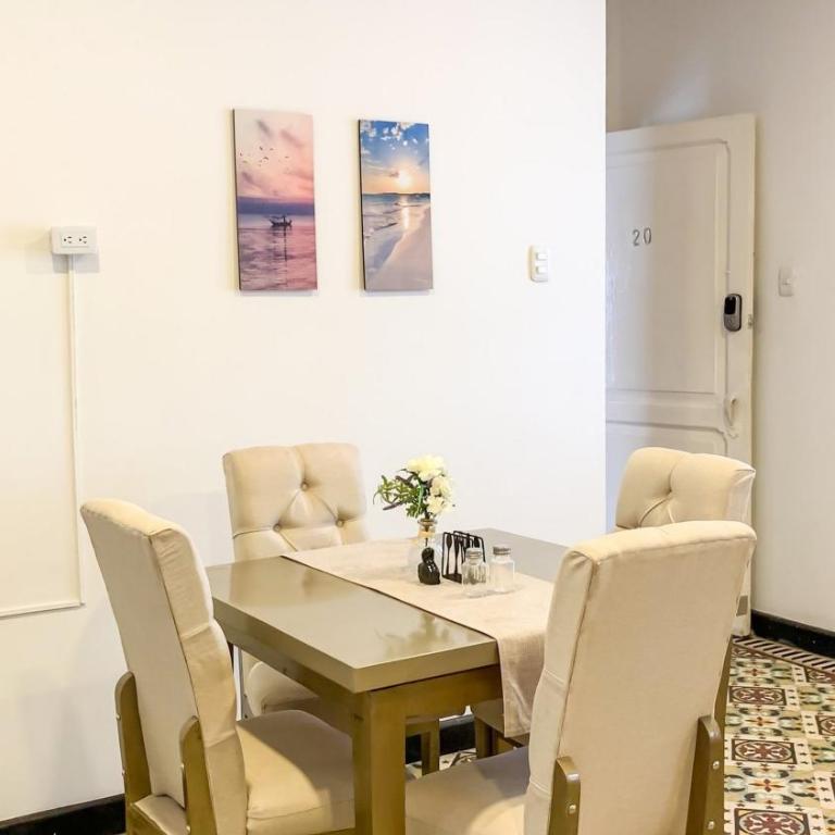 Apartamentos Estilo Republicano - Centro Histórico - Apartamento de 2 dormitorios - 10