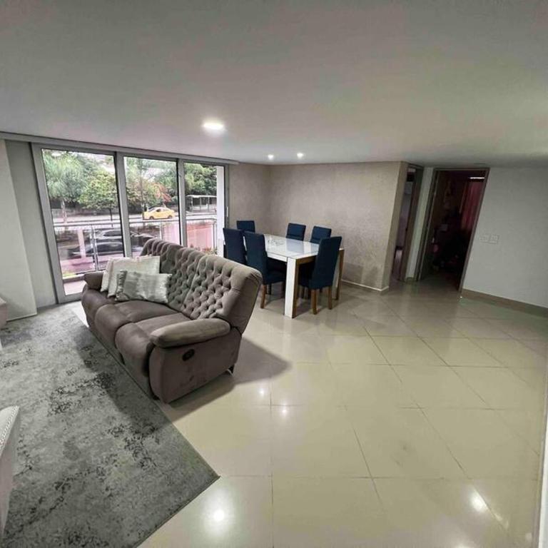 Apto 4 habitaciones privadas 140mtros - One-Bedroom Apartment - 26