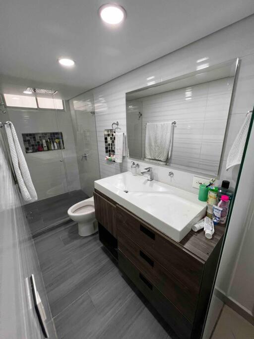 Apto 4 habitaciones privadas 140mtros - One-Bedroom Apartment - 30