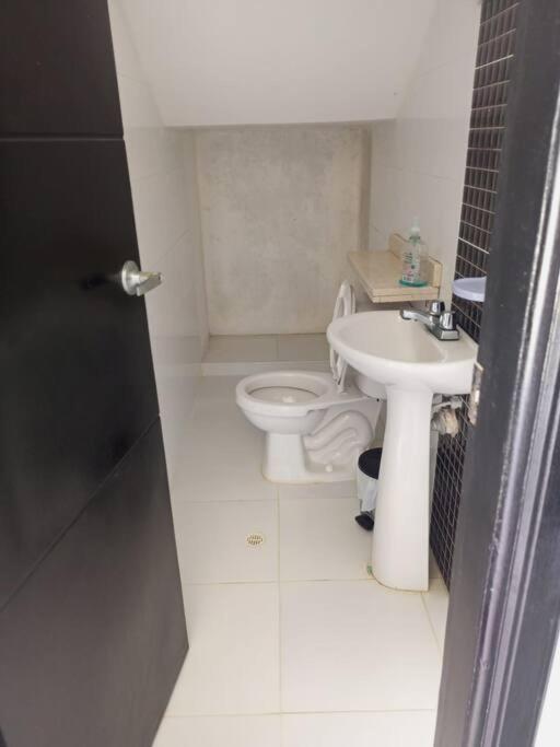 Cabañas Privadas en Playas del Francés con Piscina - Six-Bedroom House - 28