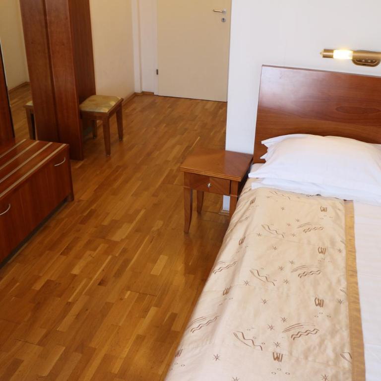 Hotel Wasserpalast - breakfast for free!!! - Einzelzimmer - 6