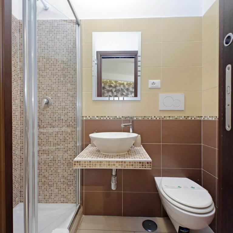 Roma Suite Centro - Camera Matrimoniale - 7
