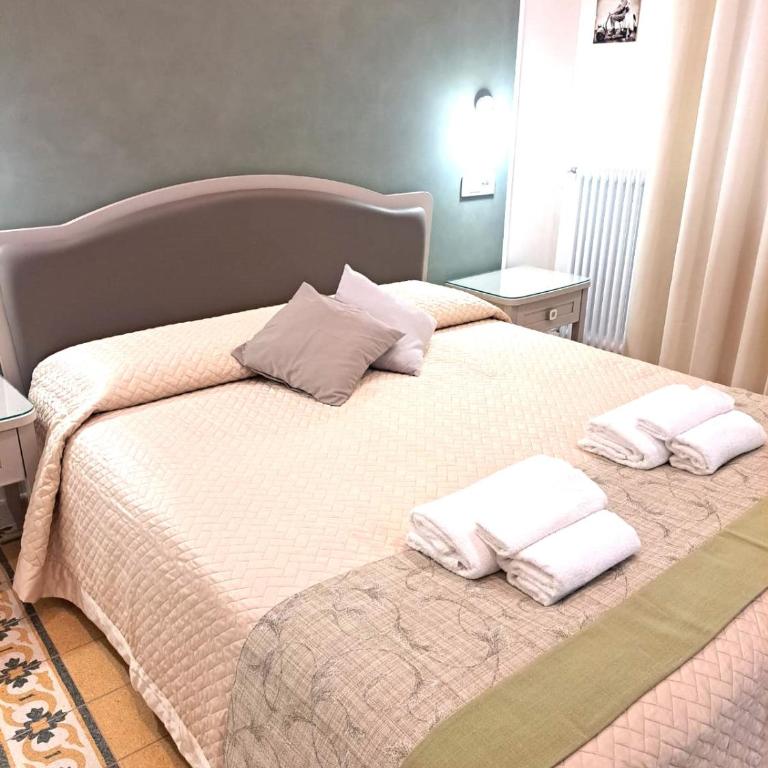 Dreaming Rome Suites - Camera Matrimoniale con Bagno Privato - 20