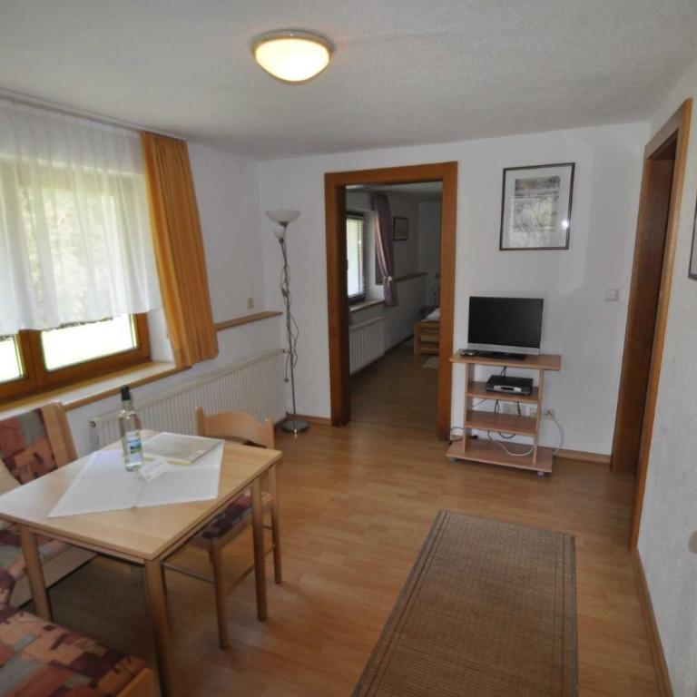 Aktiv-Ferienwohnungen Pienz-Bobnar - Apartment mit Terrasse - 2