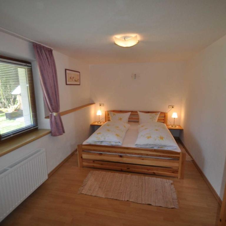 Aktiv-Ferienwohnungen Pienz-Bobnar - Apartment mit Terrasse - 4