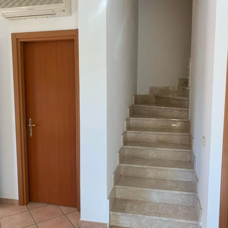 Casa Menuccia - Three-Bedroom House - 4