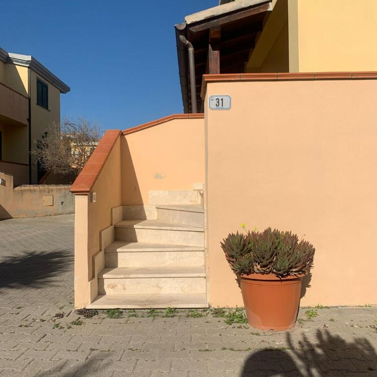 Casa Menuccia - Three-Bedroom House - 10