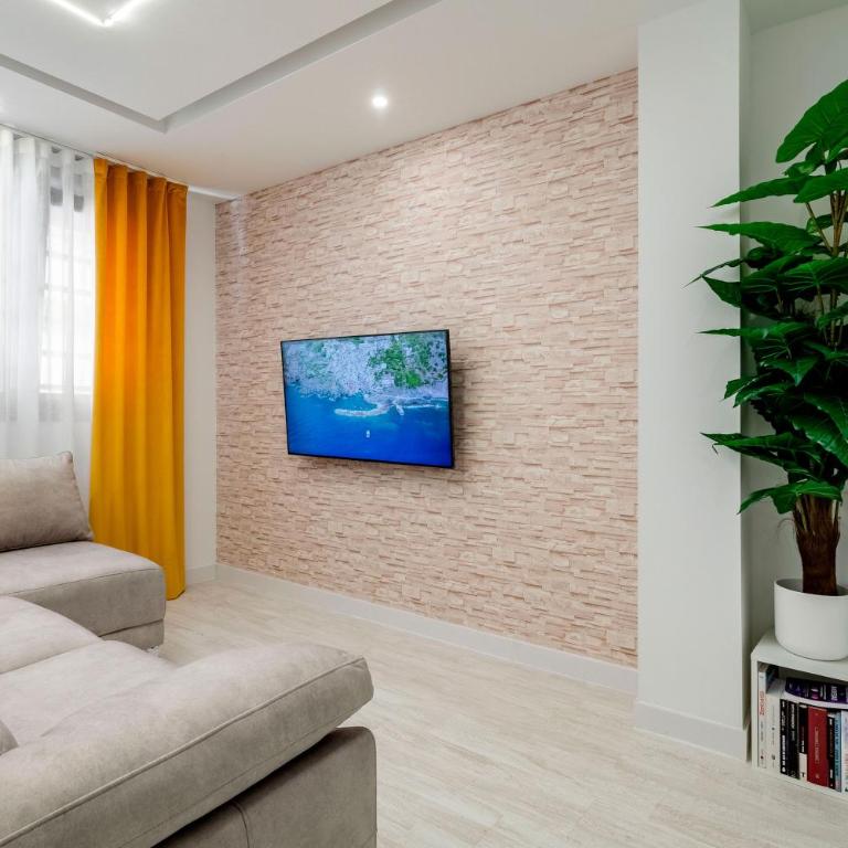 Luxe Apartment Madrid 7 paradas de Metro de Sol - Two-Bedroom Apartment - 2
