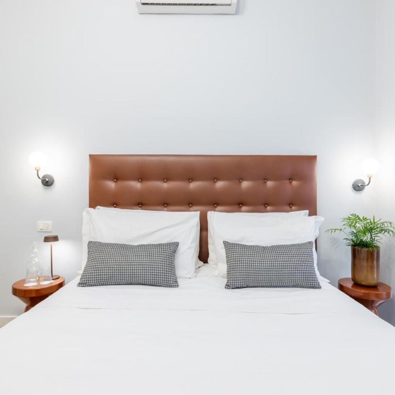 Domus Bella Roma - Triple Room with Balcony - 4