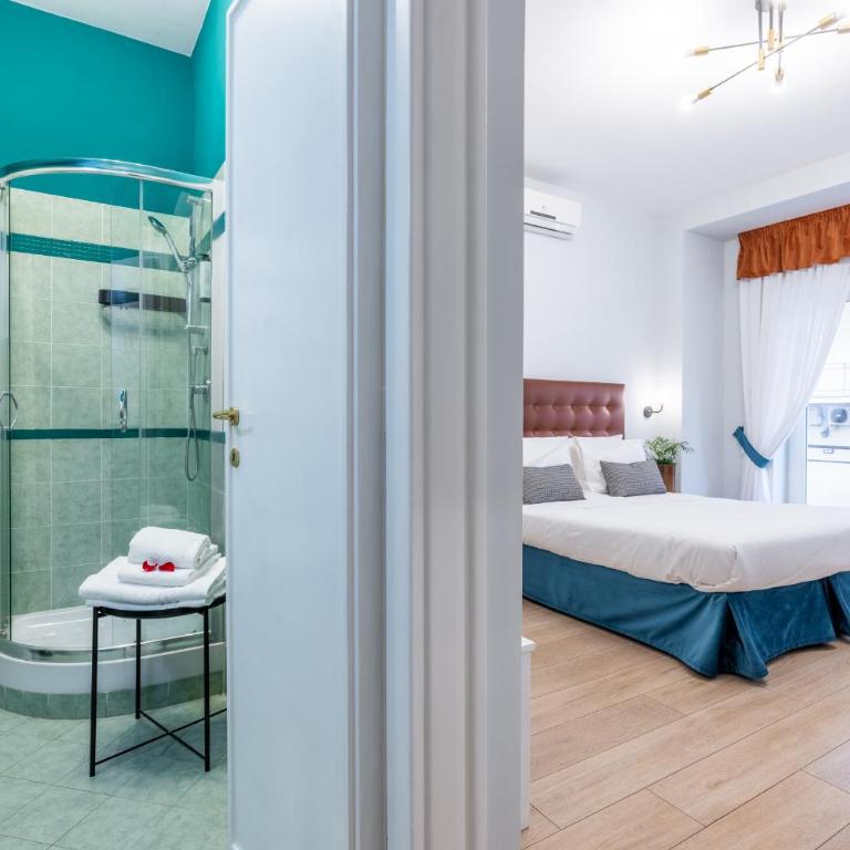 Domus Bella Roma - Triple Room with Balcony - 11