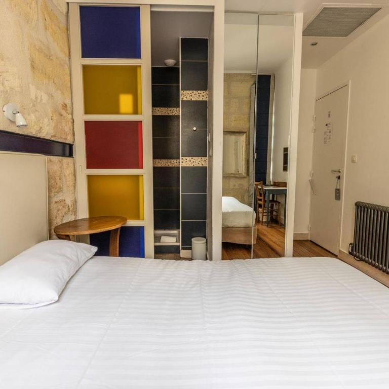 Hôtel La Tour Intendance - Chambre Double - Bâtiment Alienor - 3