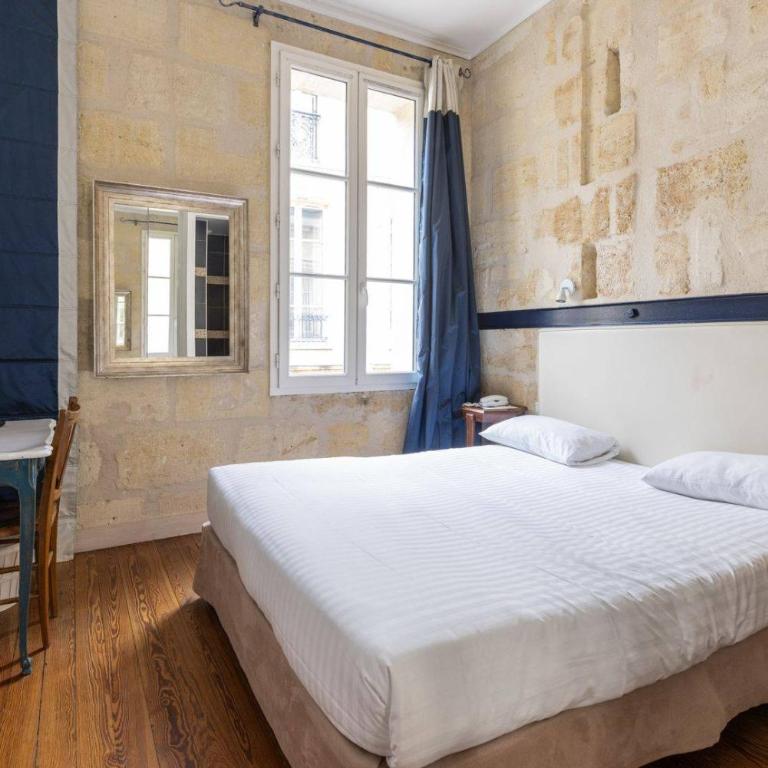 Hôtel La Tour Intendance - Chambre Double - Bâtiment Alienor - 1
