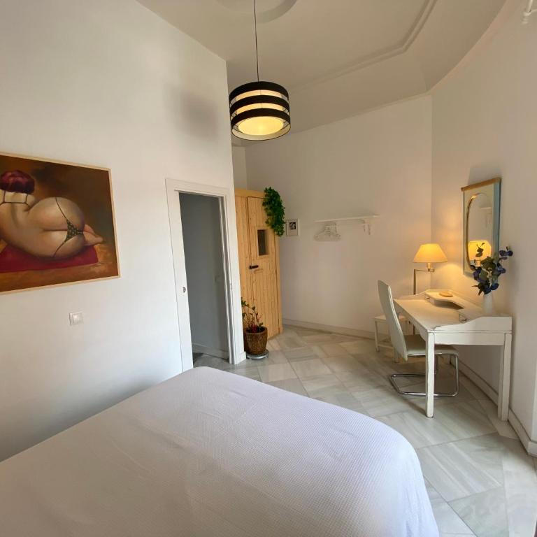 Elegant full apartment overlooking Plaza Mayor - Apartment - 16