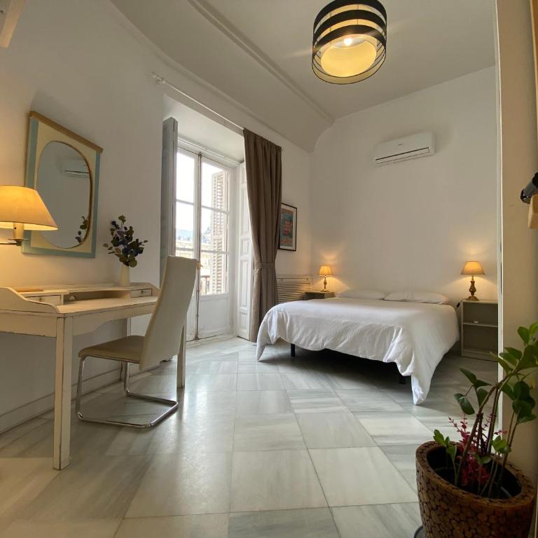 Elegant full apartment overlooking Plaza Mayor - Apartment - 15