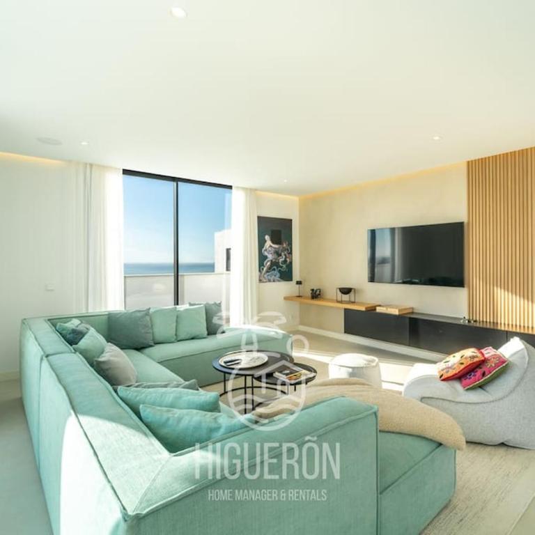 HigueronRentals The Ærie - Three-Bedroom Apartment - 14