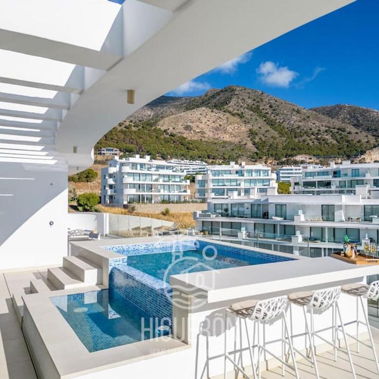 HigueronRentals The Ærie - Three-Bedroom Apartment - 27