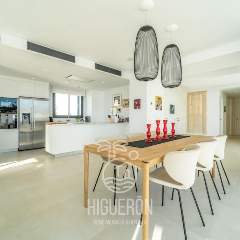 HigueronRentals The Ærie - Three-Bedroom Apartment - 37
