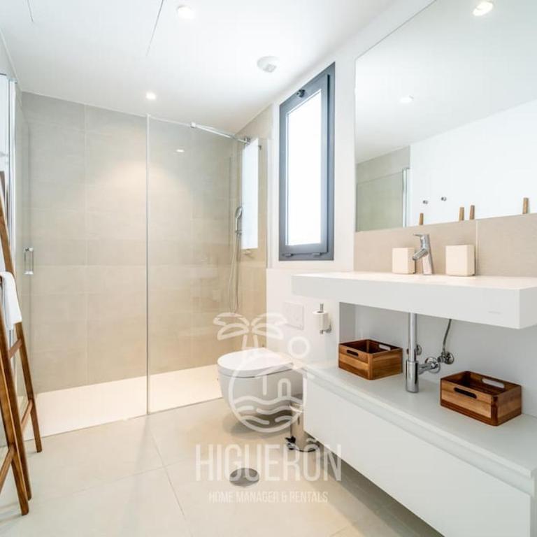 HigueronRentals The Ærie - Three-Bedroom Apartment - 39