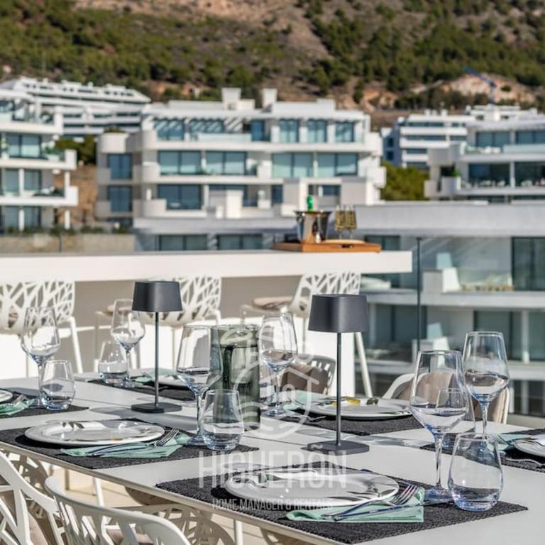 HigueronRentals The Ærie - Three-Bedroom Apartment - 44