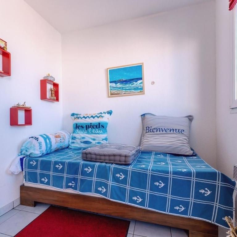 MOM' Blue Paradise Front De Mer 3 étoiles 61 m2 CAP'Diem 3 Clim - Idéal pr un Séjour de 15j ou plus ! Wifi, lit 160 - 4è Ascenseur, Parking, Piscine, Pétanque, Ping-pong - Pistes cyclables - Golf & Tennis à 10 mn - Apartment with Sea View - 27