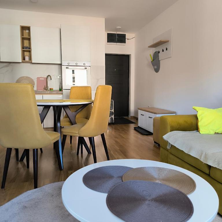 Rosa lux - One-Bedroom Apartment - 26