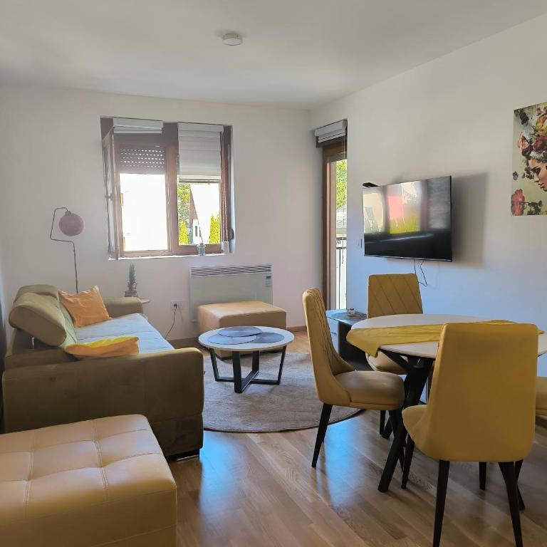 Rosa lux - One-Bedroom Apartment - 33