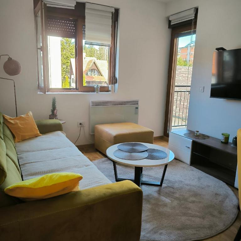 Rosa lux - One-Bedroom Apartment - 29