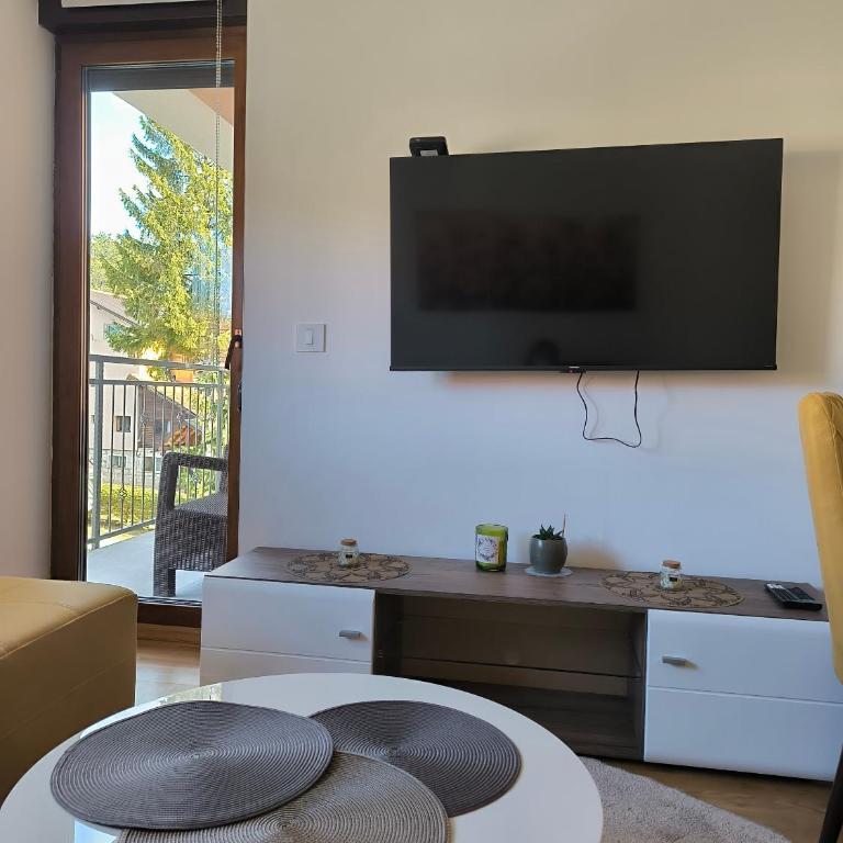 Rosa lux - One-Bedroom Apartment - 34