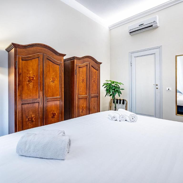 THREE APARTMENTS Via Roma - Appartamento con 2 Camere da Letto - 26