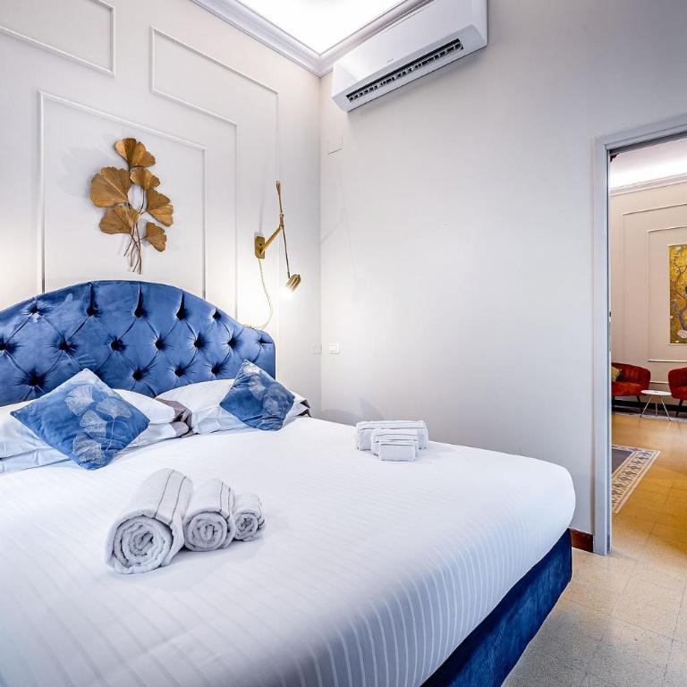 THREE APARTMENTS Via Roma - Appartamento con 2 Camere da Letto - 17