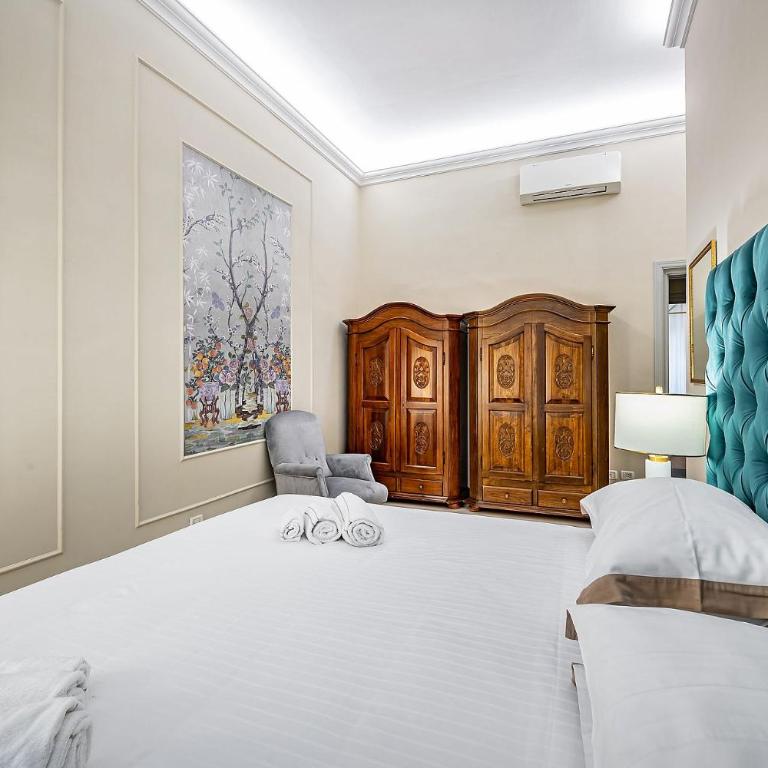 THREE APARTMENTS Via Roma - Appartamento con 2 Camere da Letto - 29