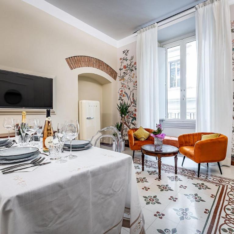 THREE APARTMENTS Via Roma - Appartamento con 2 Camere da Letto - 12