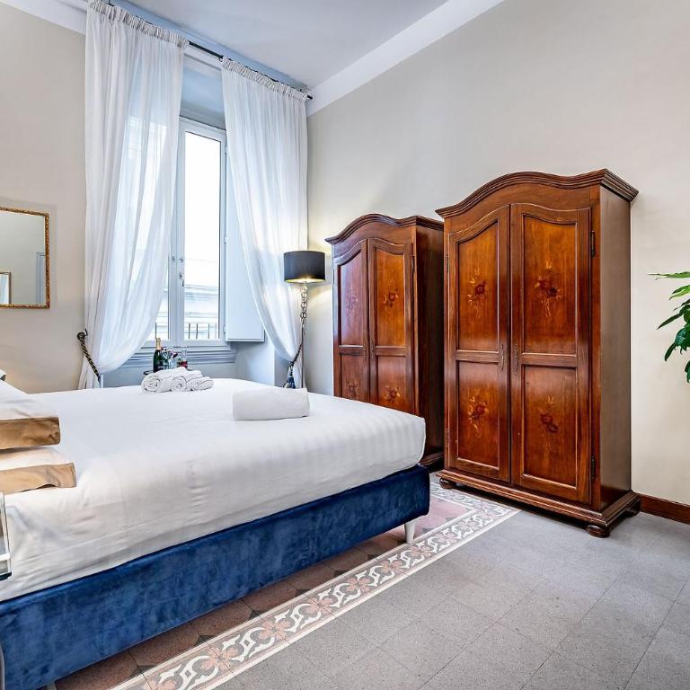THREE APARTMENTS Via Roma - Appartamento con 2 Camere da Letto - 24