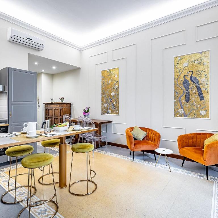 THREE APARTMENTS Via Roma - Appartamento con 2 Camere da Letto - 7