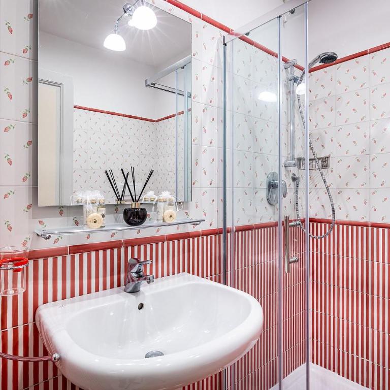 THREE APARTMENTS Via Roma - Appartamento con 1 Camera da Letto - 22