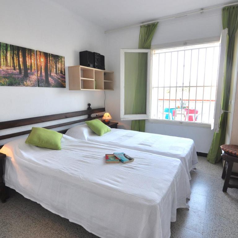 RNET - Clot de Franquets - Roses Santa Margarita - Apartment with Garden View - 15